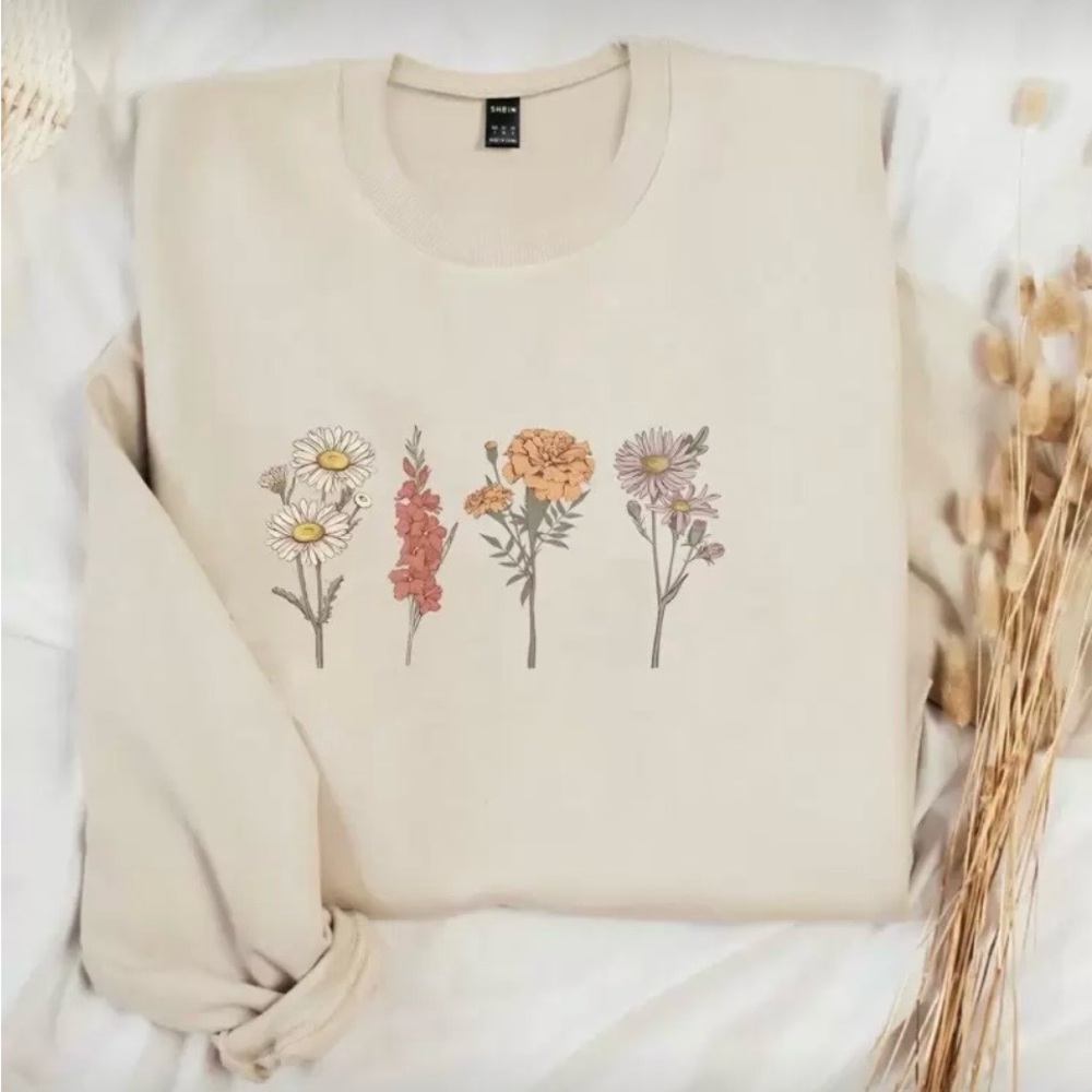 SHEIN Cream Floral Graphic Sweatshirt